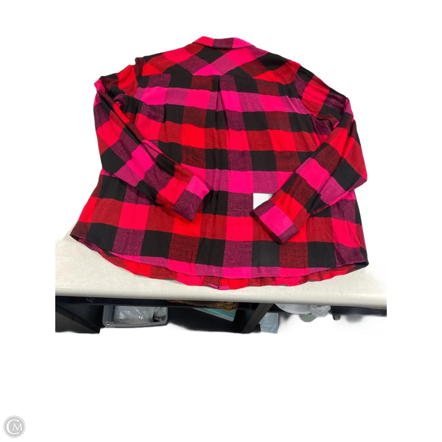 Top Long Sleeve By Maurices In Pink & Red, Size: Xl