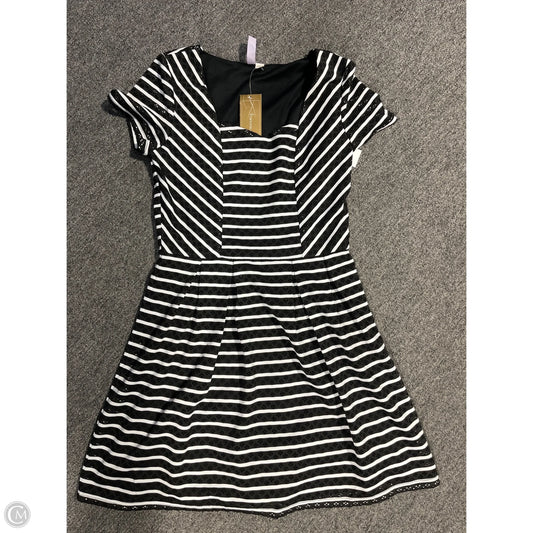 Dress Casual Short By Alya In Striped Pattern, Size: M