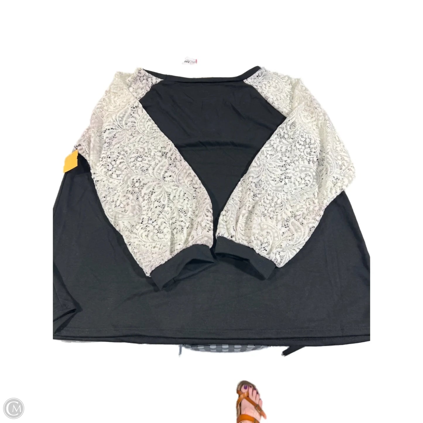 Top Long Sleeve By Bibi In Black, Size: Xl