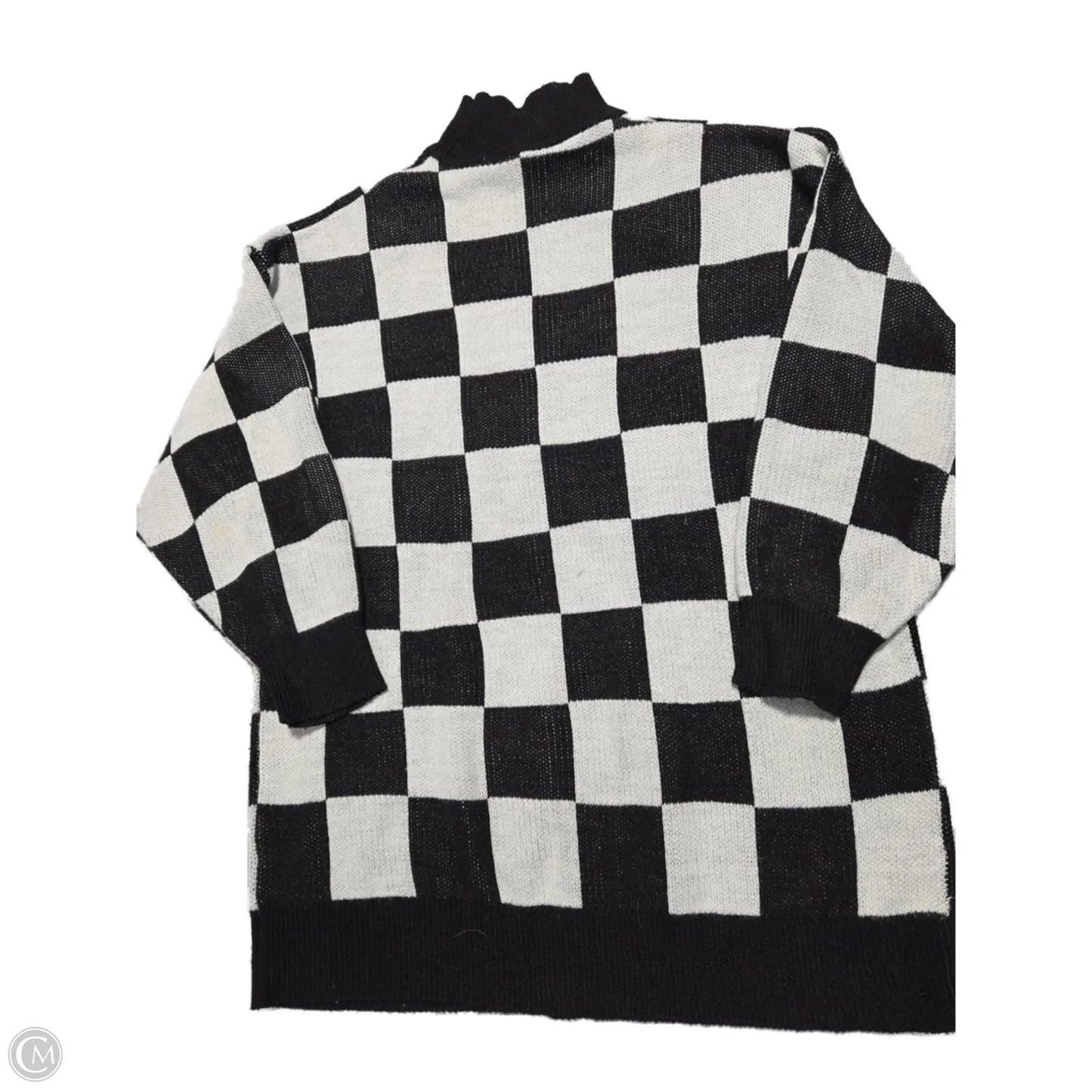 Dress Casual Short By Divided In Plaid Pattern, Size: M