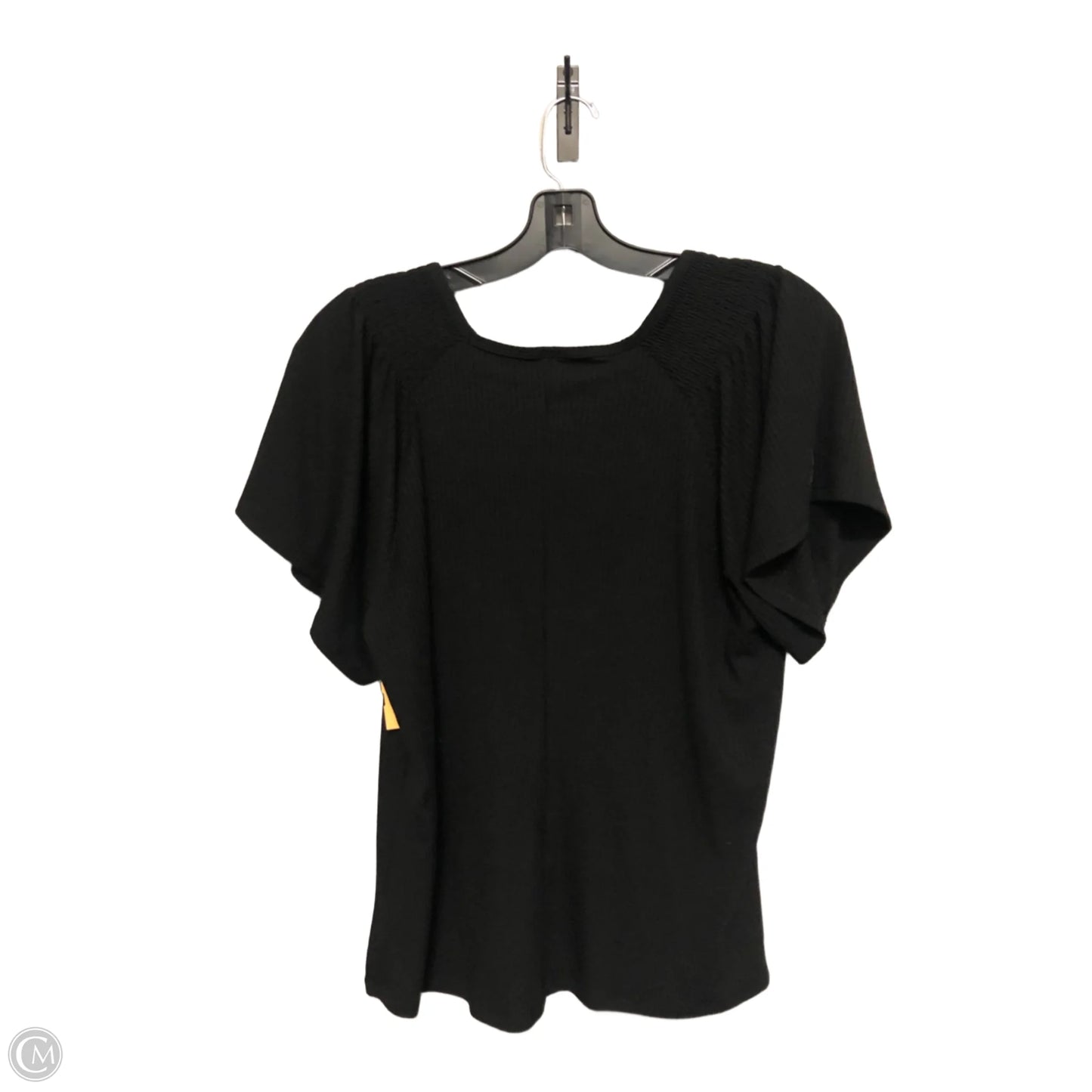 Top Short Sleeve By Terra & Sky In Black, Size: 0x
