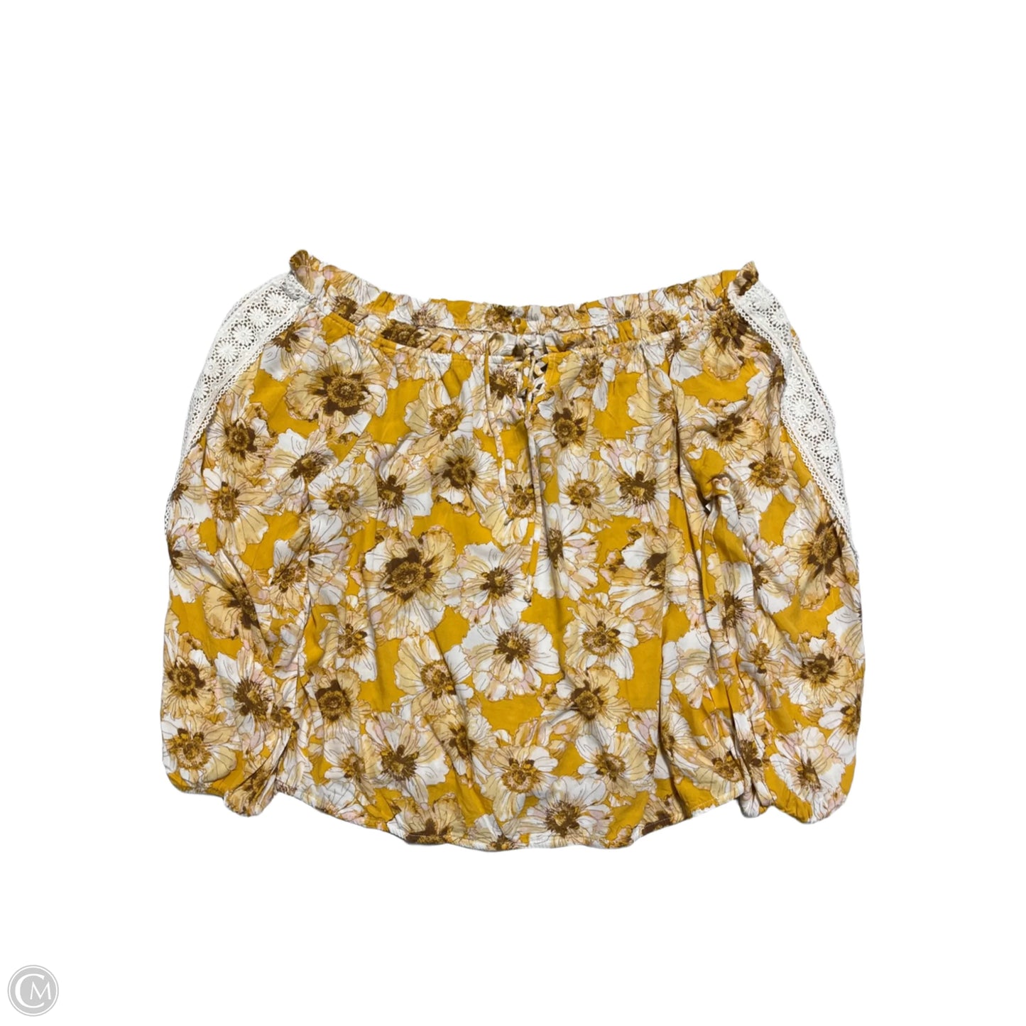 Top Short Sleeve By Maurices In Yellow, Size: 1x