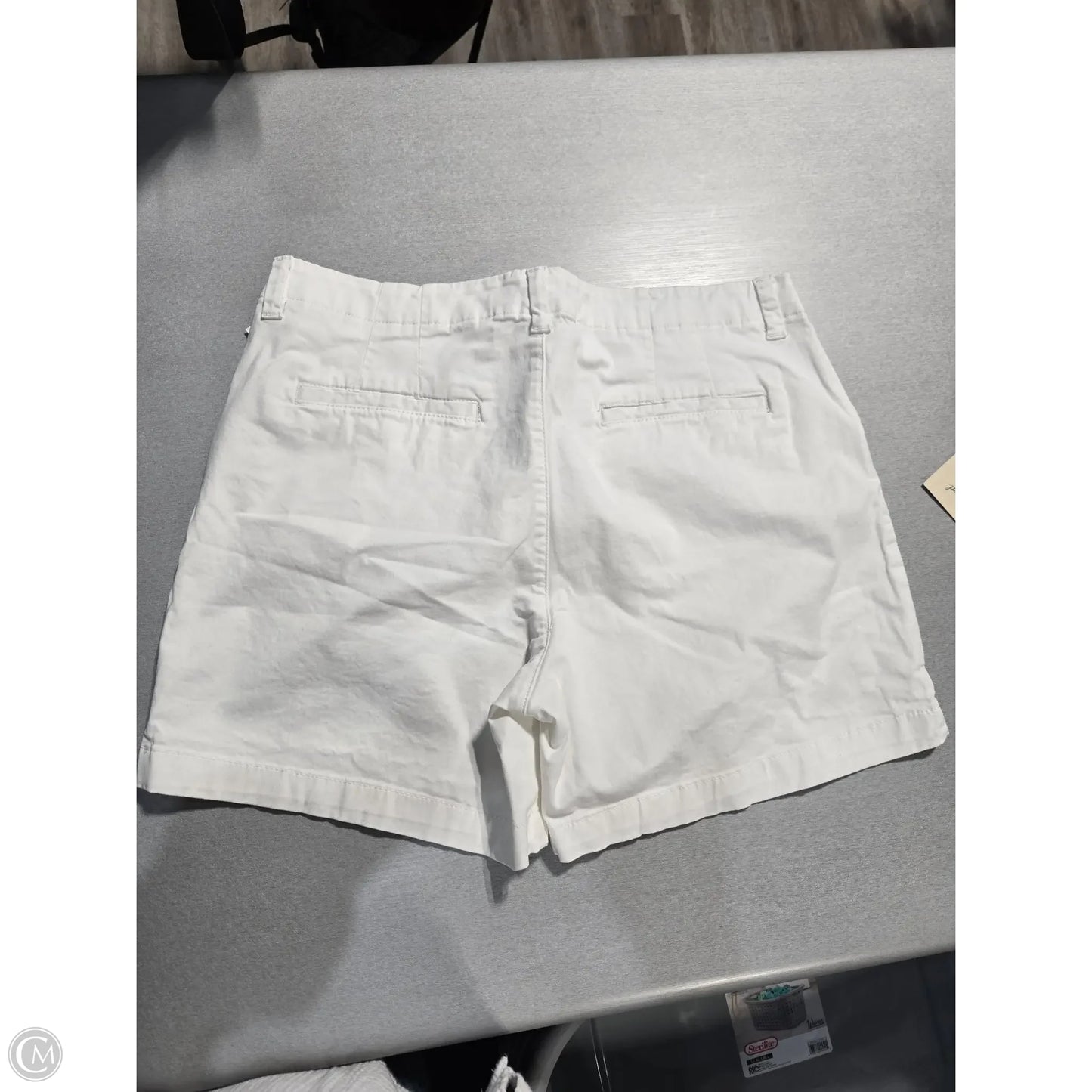 Shorts By Lee In White, Size: 16