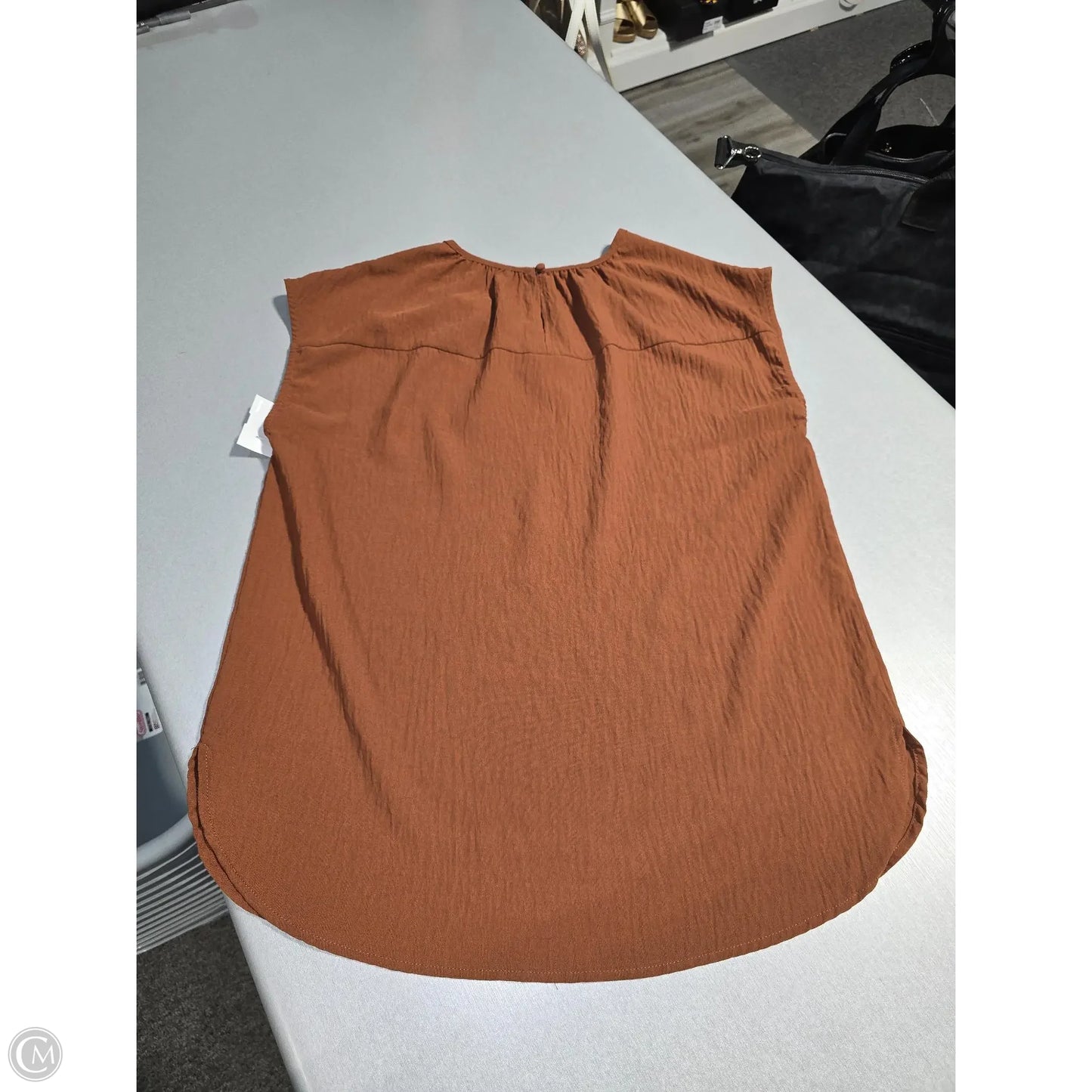 Top Sleeveless By Monday Fun In Brown, Size: L