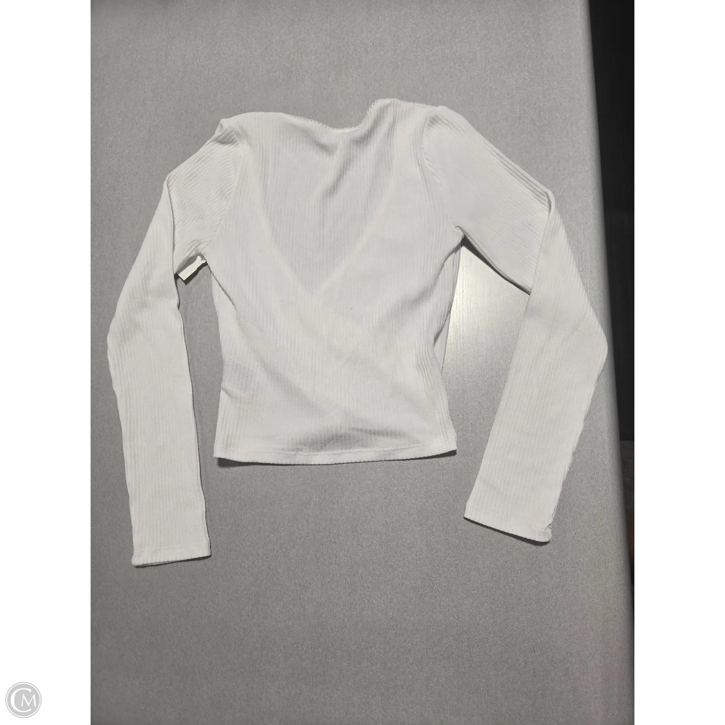 Top Long Sleeve By Cotton On In White, Size: S