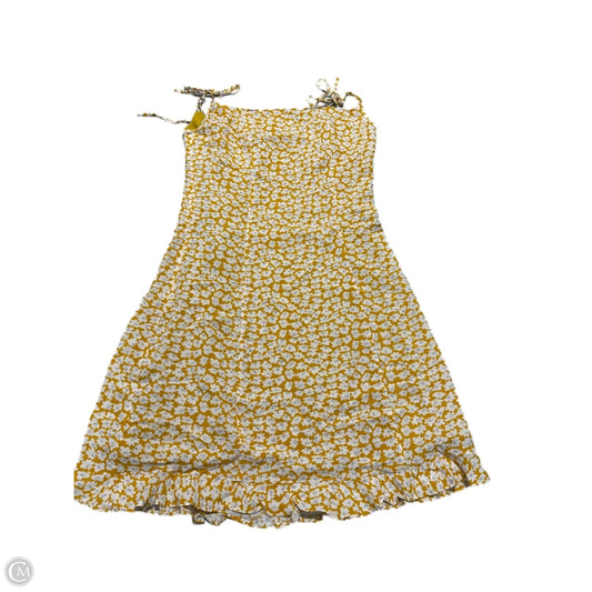 Dress Casual Short By Cmc In Yellow, Size: S