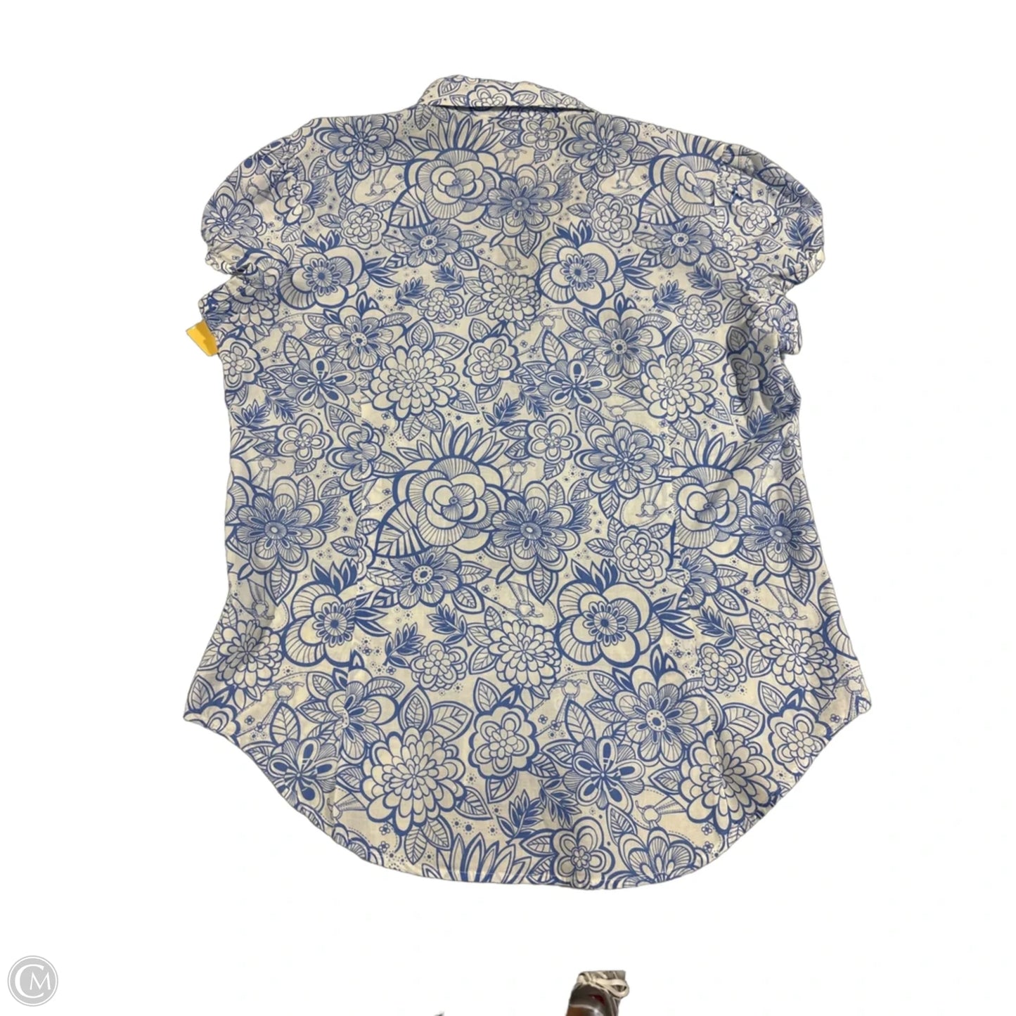 Top Short Sleeve Designer By Lilly Pulitzer In Blue & White, Size: L