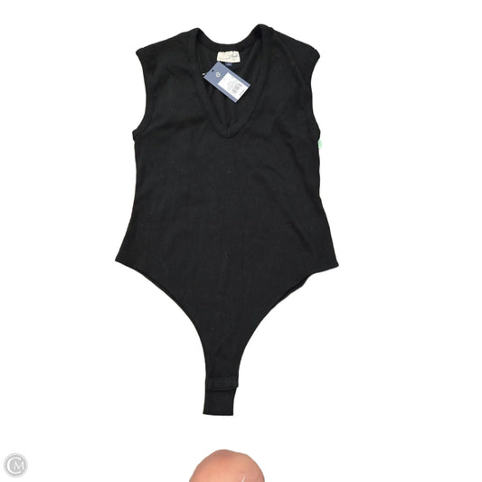 Top Short Sleeve By Universal Thread In Black, Size: L