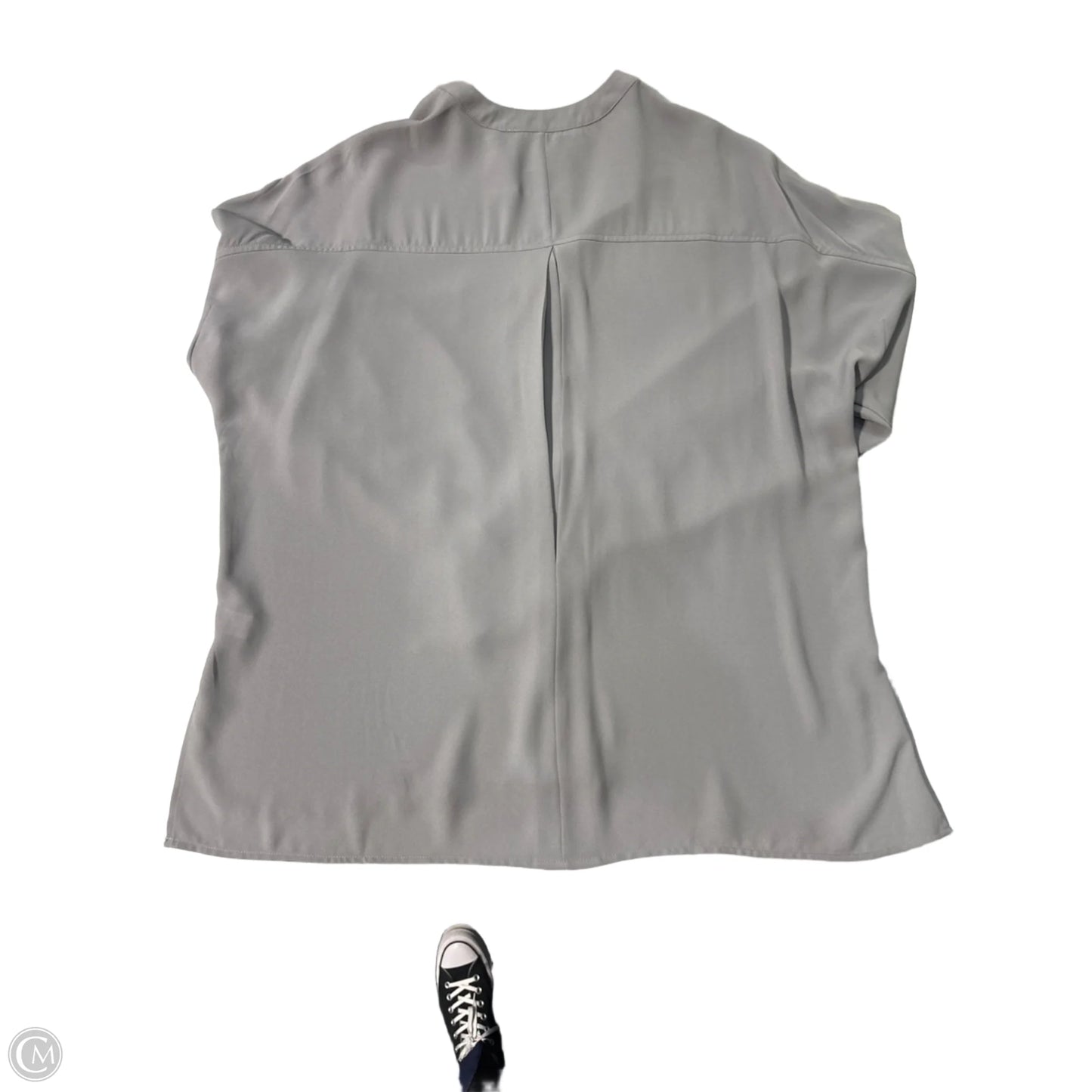 Top Long Sleeve By Violet And Claire In Grey, Size: M