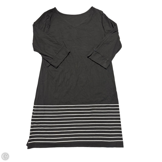 Dress Casual Short By White House Black Market In Black, Size: L