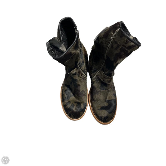 Boots Ankle Flats By Cmb In Camouflage Print, Size: 10