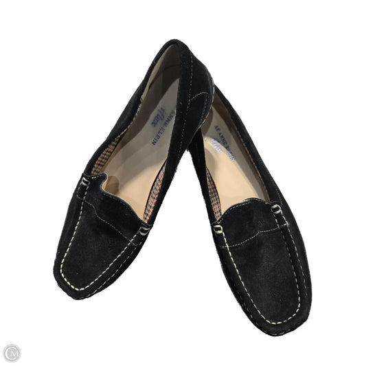 Shoes Flats By Anne Klein In Black, Size: 8