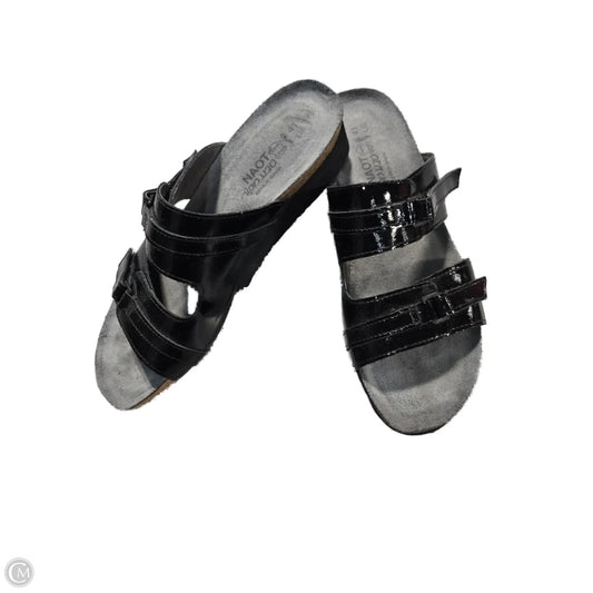 Sandals Flats By Naot In Black, Size: 10
