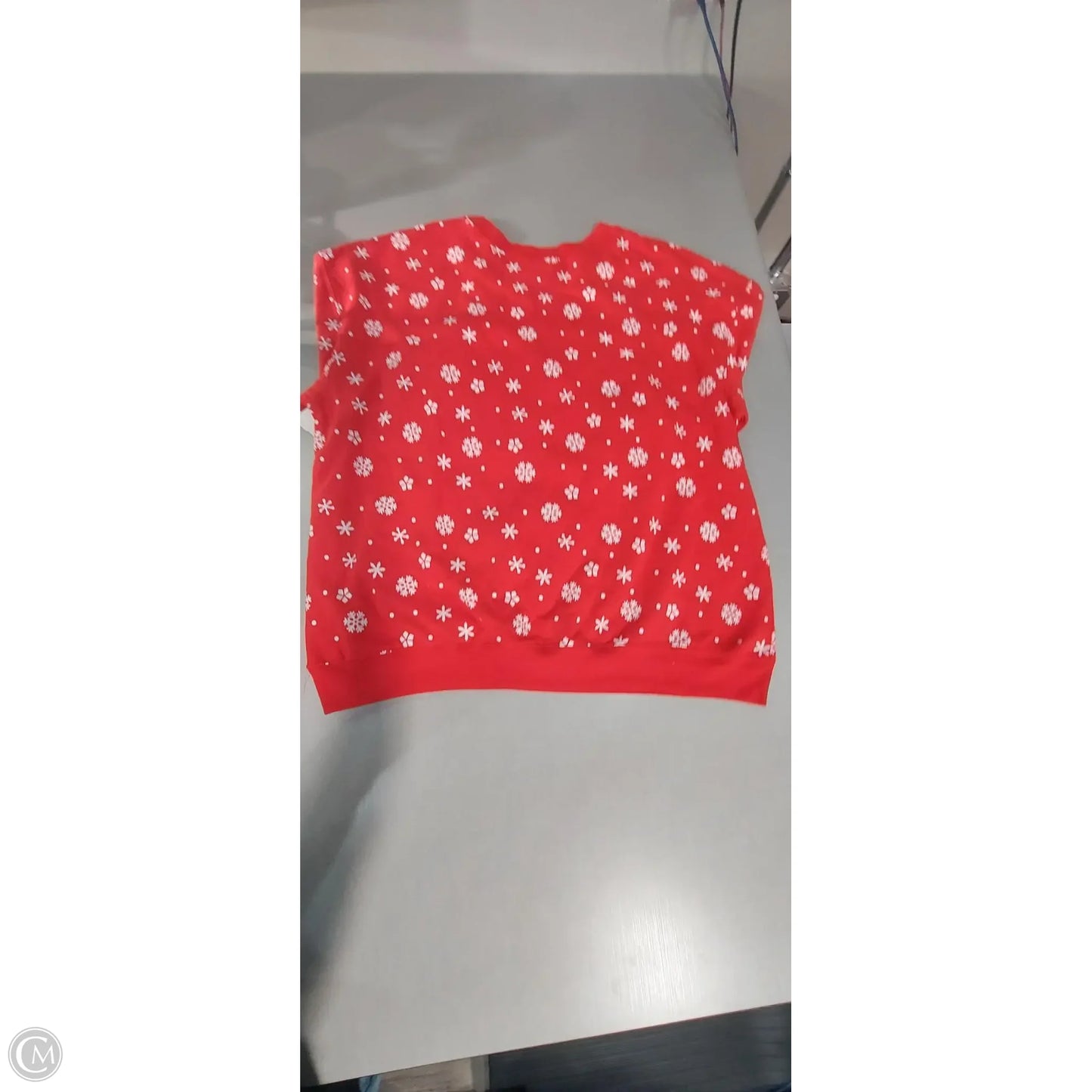 Top Long Sleeve By Disney In Red, Size: Xxl