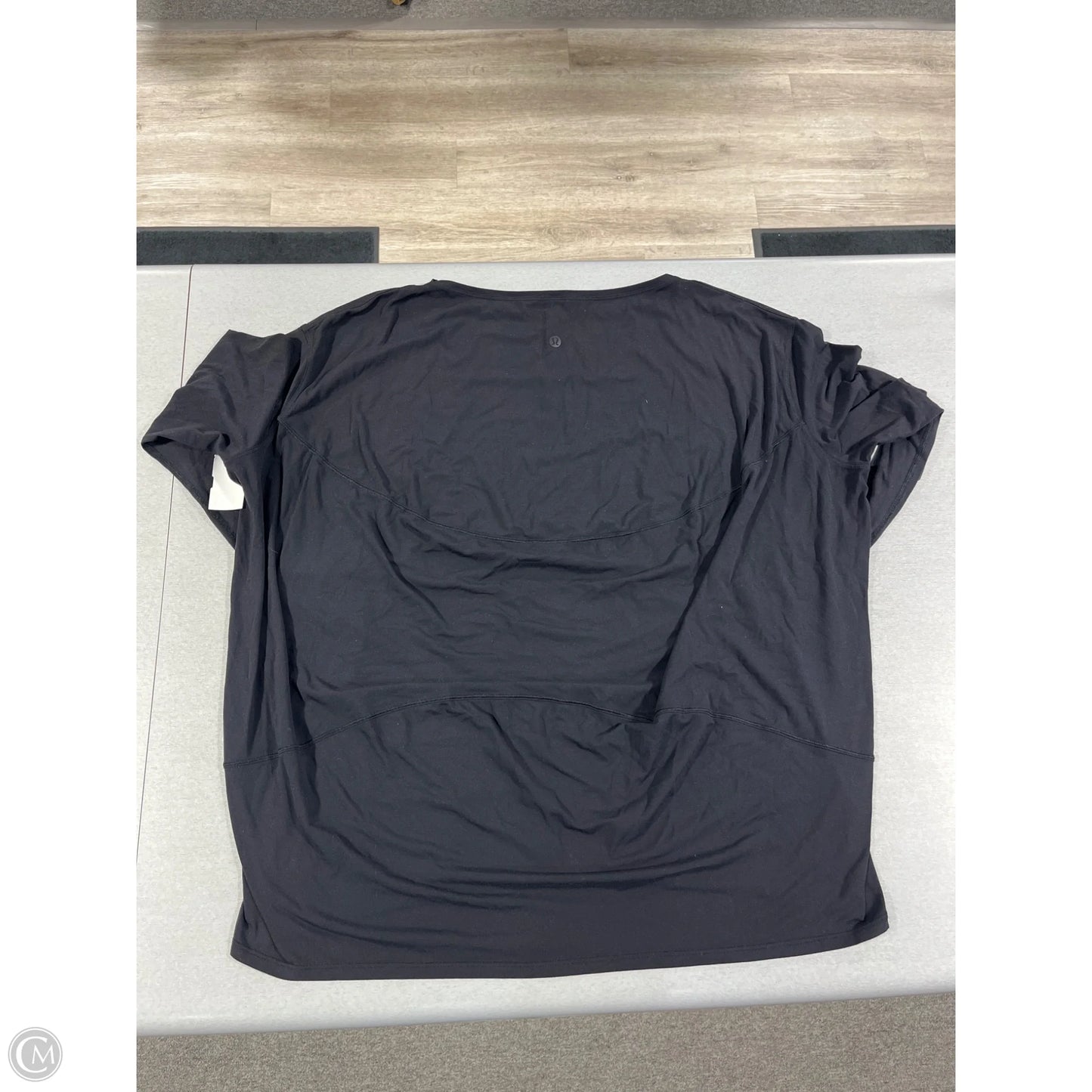 Top Long Sleeve By Lululemon In Black, Size: L