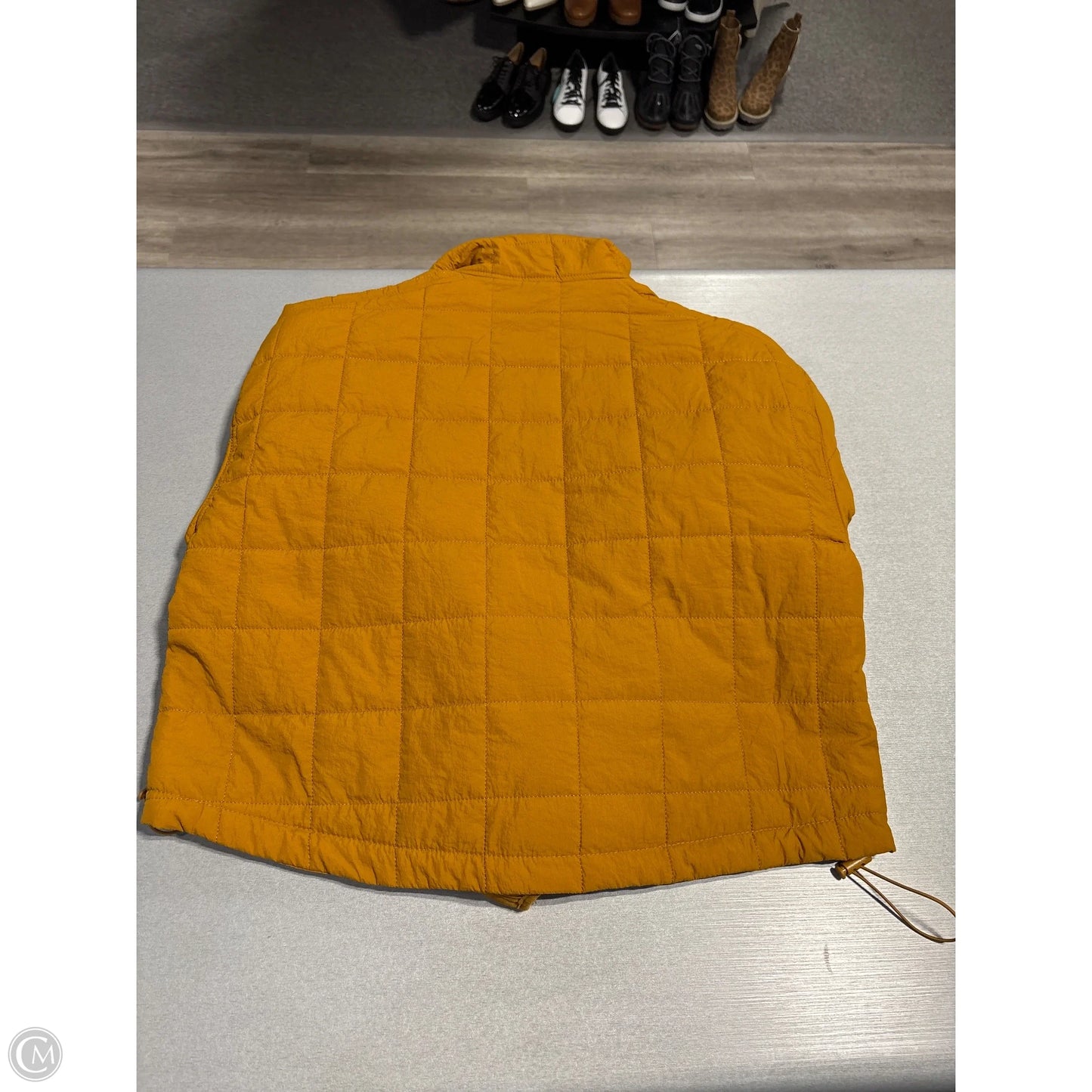 Jacket Puffer & Quilted By Love Tree In Gold, Size: L