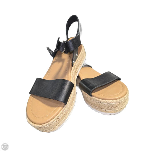 Sandals Flats By Soda In Black, Size: 7