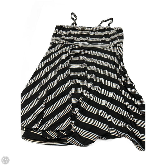 Dress Casual Short By Torrid In Striped Pattern, Size: 3x