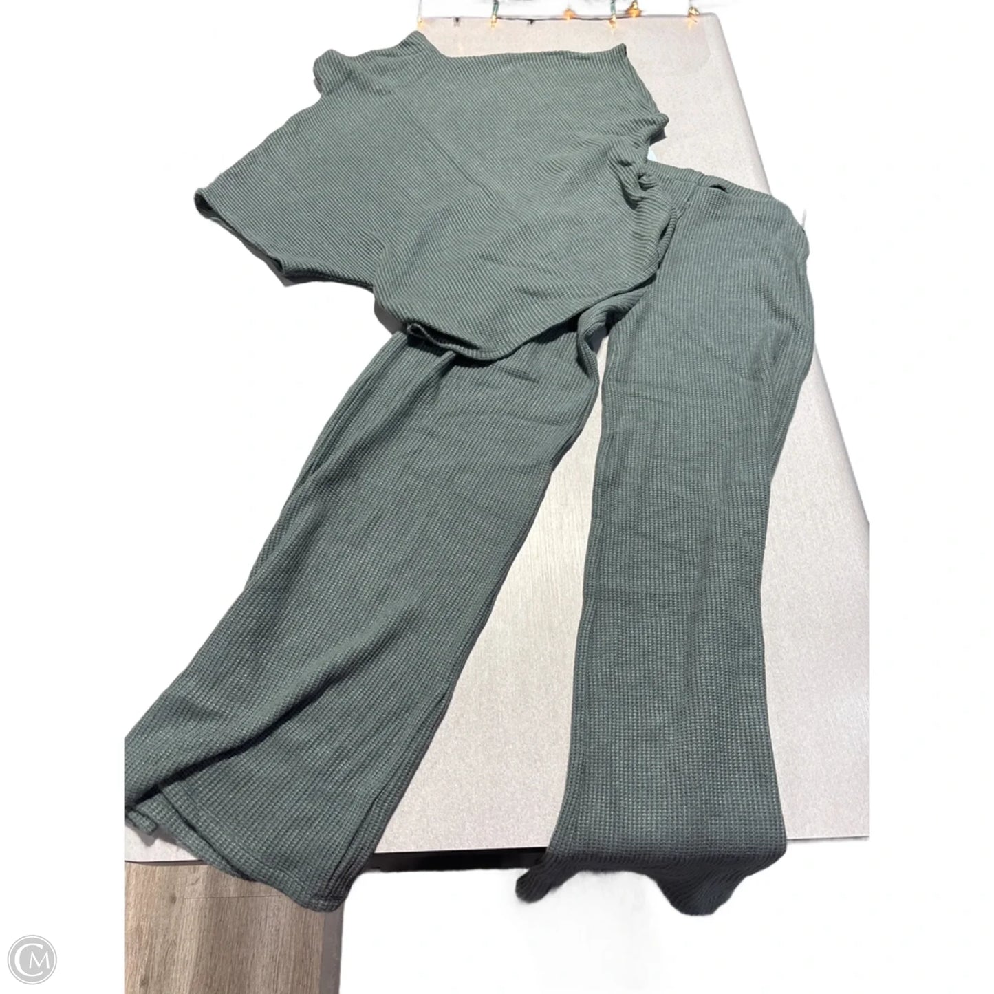 Top 2pc Long Sleeve By Zenana In Green, Size: S