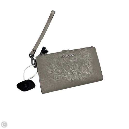 Wristlet By Michael By Michael Kors, Size: Small