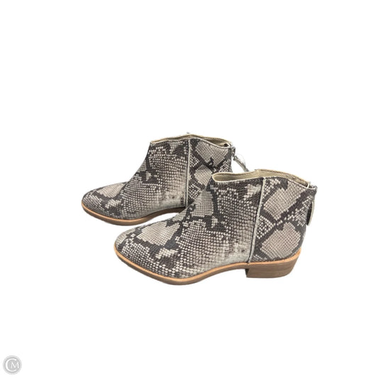 Boots Ankle Flats By Dolce Vita In Animal Print, Size: 8.5