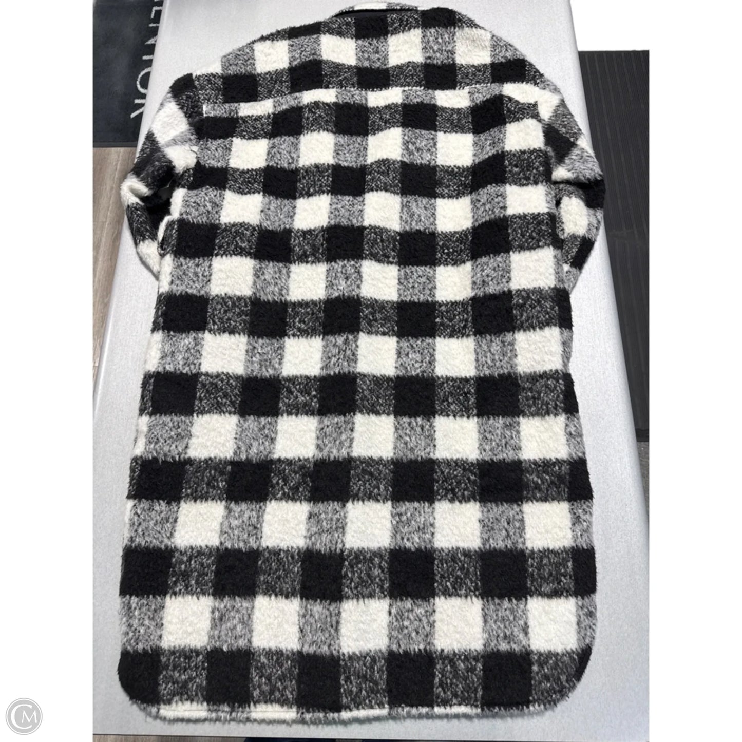 Jacket Shirt By Fantastic Fawn In Plaid Pattern, Size: S