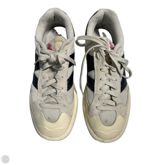 Shoes Flats By New Balance In Cream, Size: 8