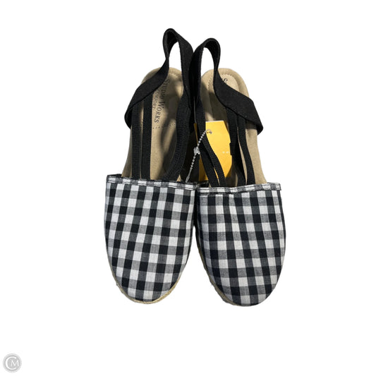 Sandals Heels Wedge By Studio Works In Black & White, Size: 6.5