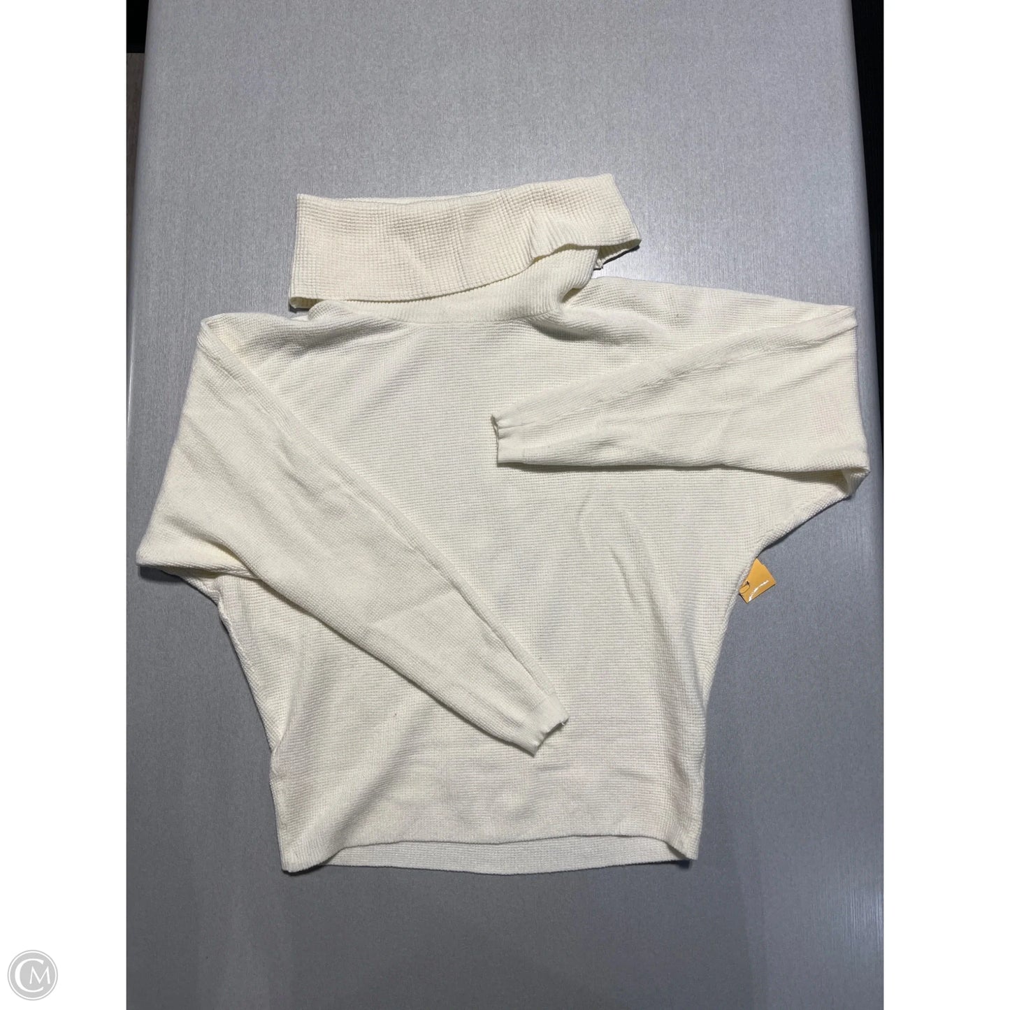 Sweater By Cyrus Knits In Cream, Size: Xs