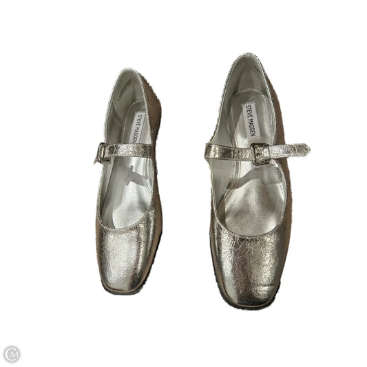 Shoes Flats By Steve Madden In Silver, Size: 9.5