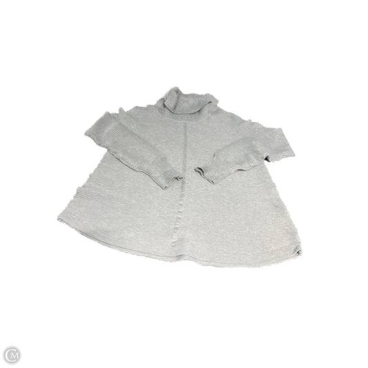 Sweater By Cyrus In Grey, Size: Xl