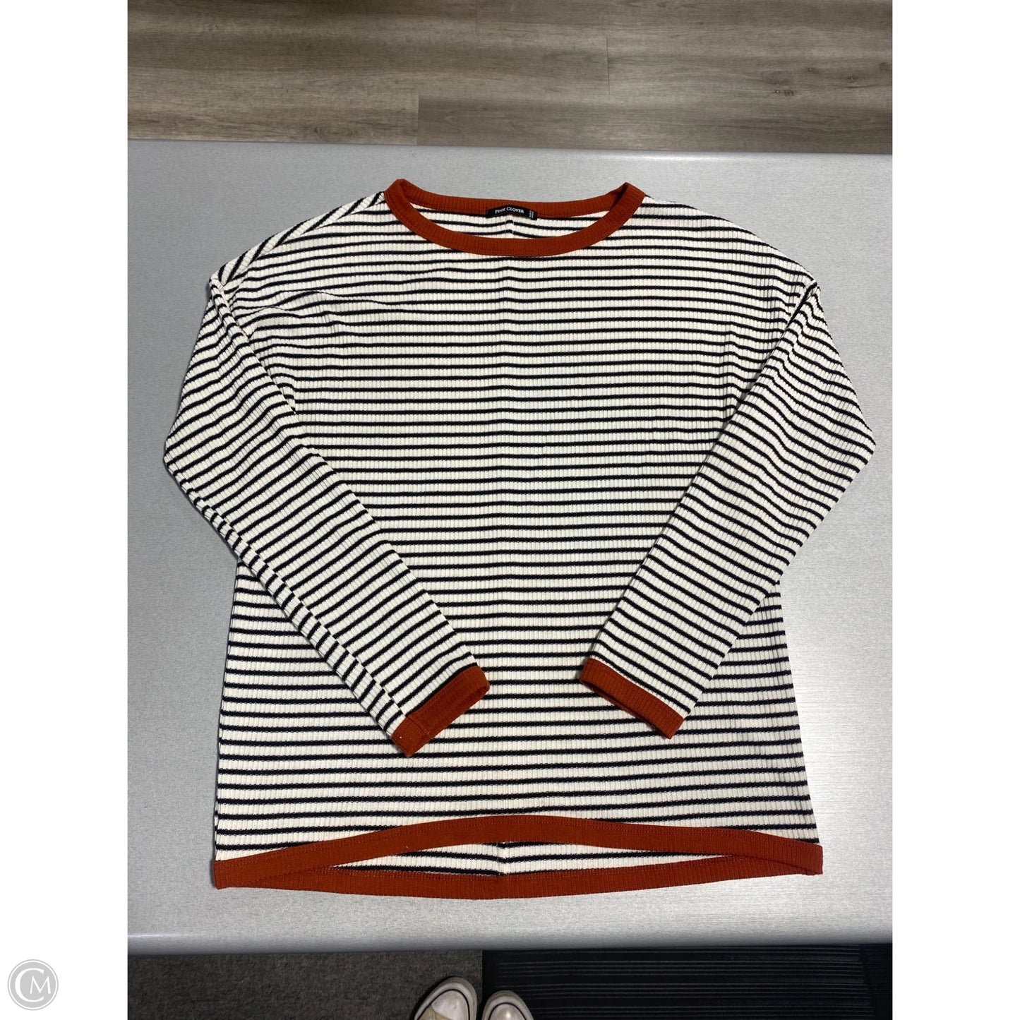 Top Long Sleeve By Pink Clover In Striped Pattern, Size: M