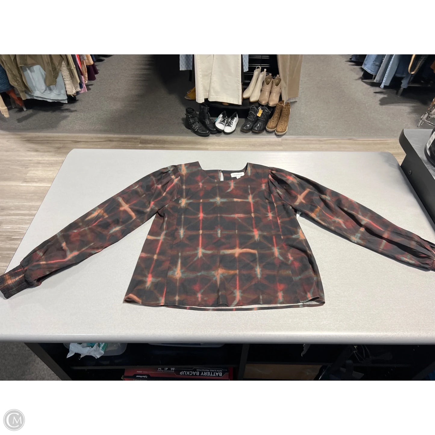 Blouse Long Sleeve By Evereve In Multi-colored, Size: Xs