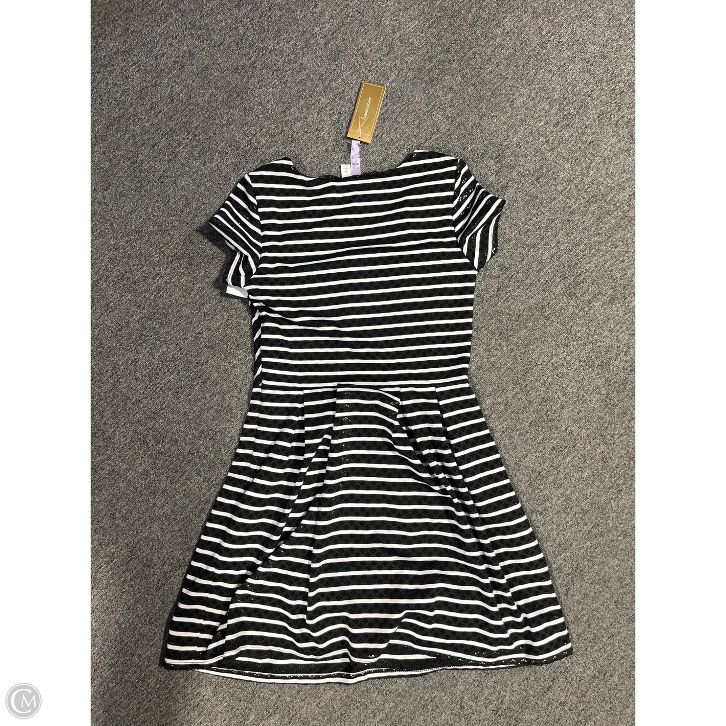 Dress Casual Short By Alya In Striped Pattern, Size: M
