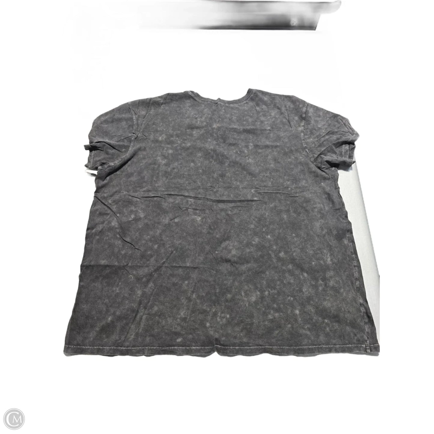 Top Short Sleeve Basic By Torrid In Grey, Size: 2x