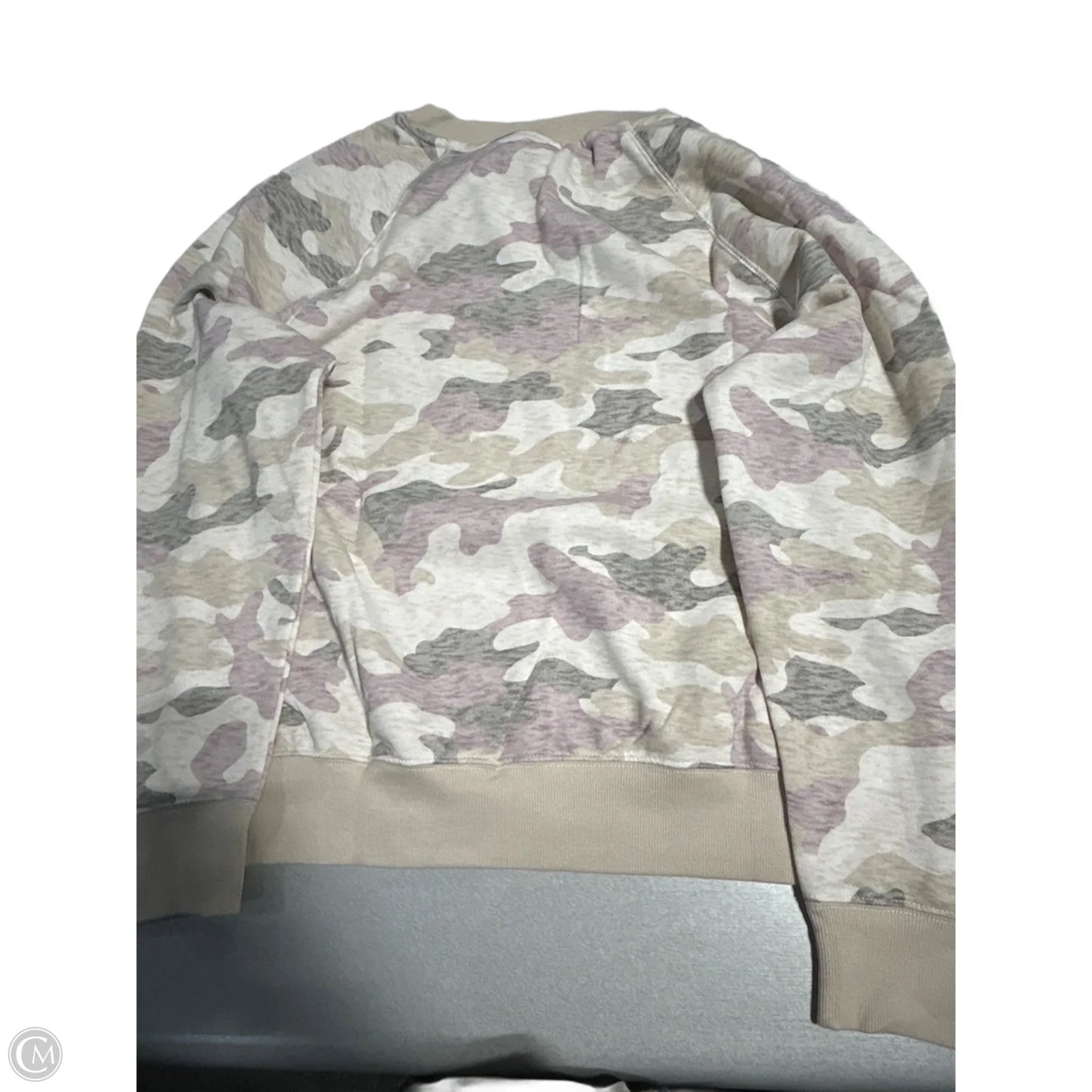 Top Long Sleeve By Old Navy In Camouflage Print, Size: M