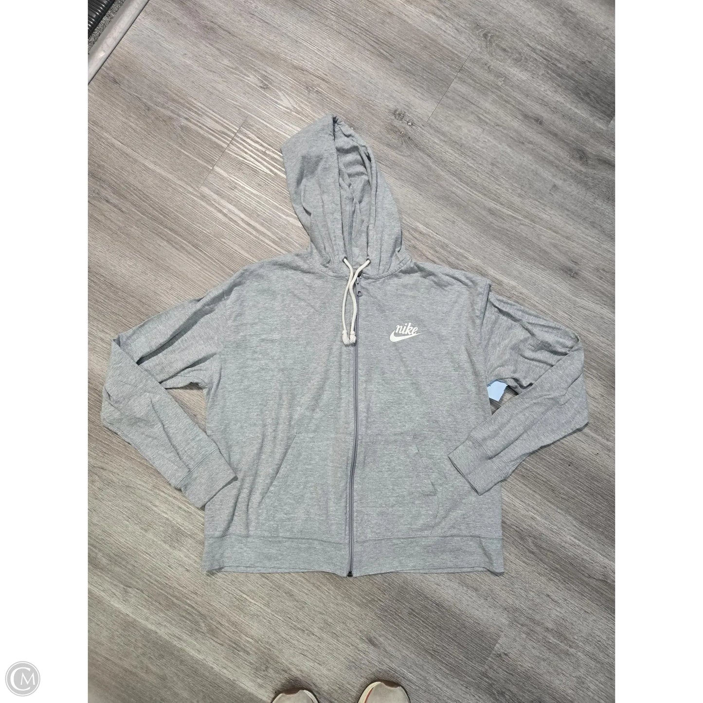 Top Long Sleeve By Nike In Grey, Size: Xl