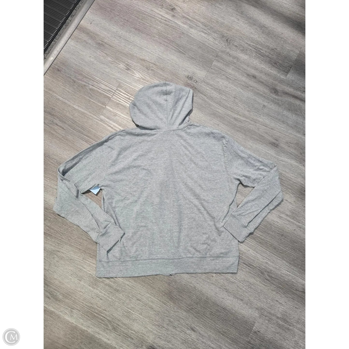 Top Long Sleeve By Nike In Grey, Size: Xl