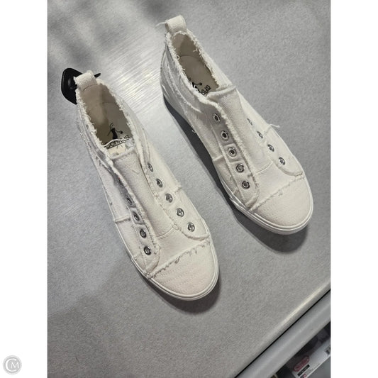 Shoes Flats By Corkys In White, Size: 7