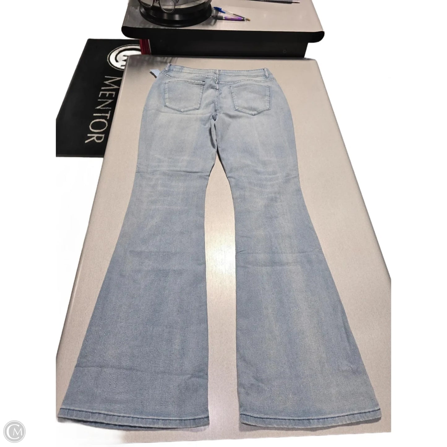 Jeans Boot Cut By Cmc In Blue Denim, Size: 8