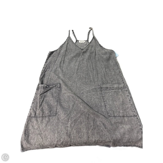 Dress Casual Short By Mittoshop In Grey, Size: S
