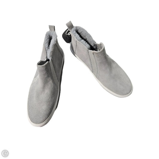 Boots Ankle Flats By Toms In Grey, Size: 9