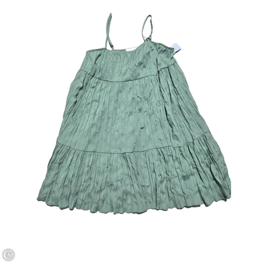 Dress Casual Short By Urban Outfitters In Green, Size: S