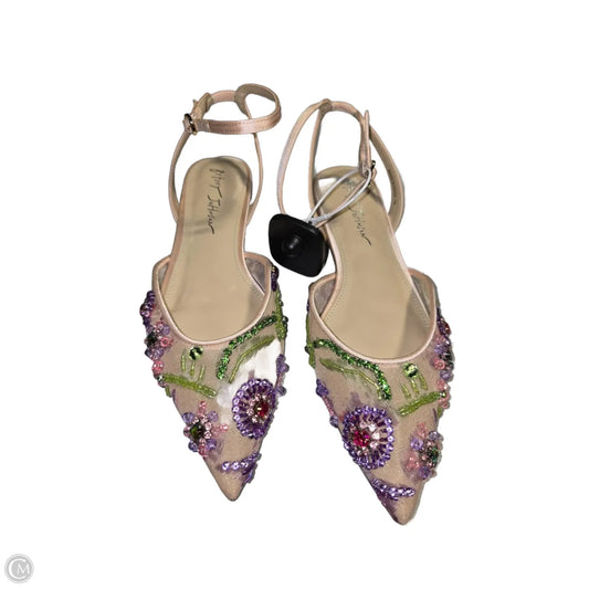 Shoes Flats By Betsey Johnson In Cream, Size: 7