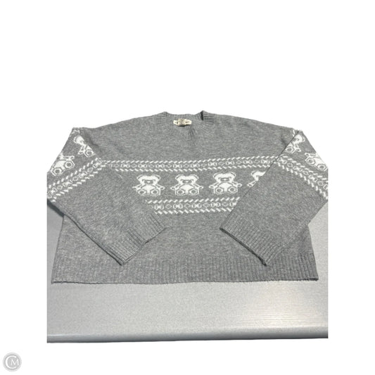 Sweater By Happily Grey In Grey, Size: M