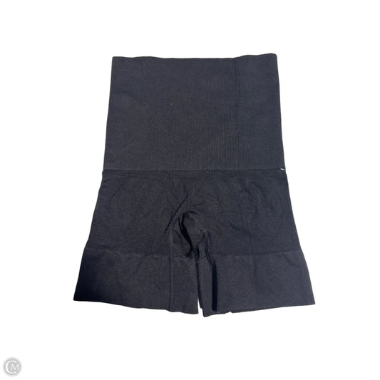 Athletic Shorts By Cme In Black, Size: L