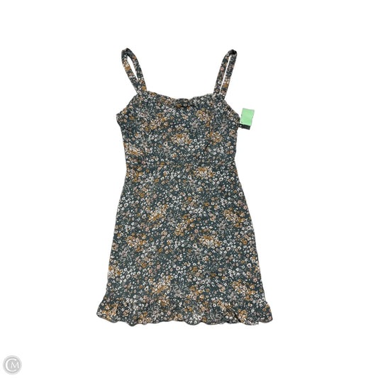 Dress Casual Short By Lush In Green, Size: S