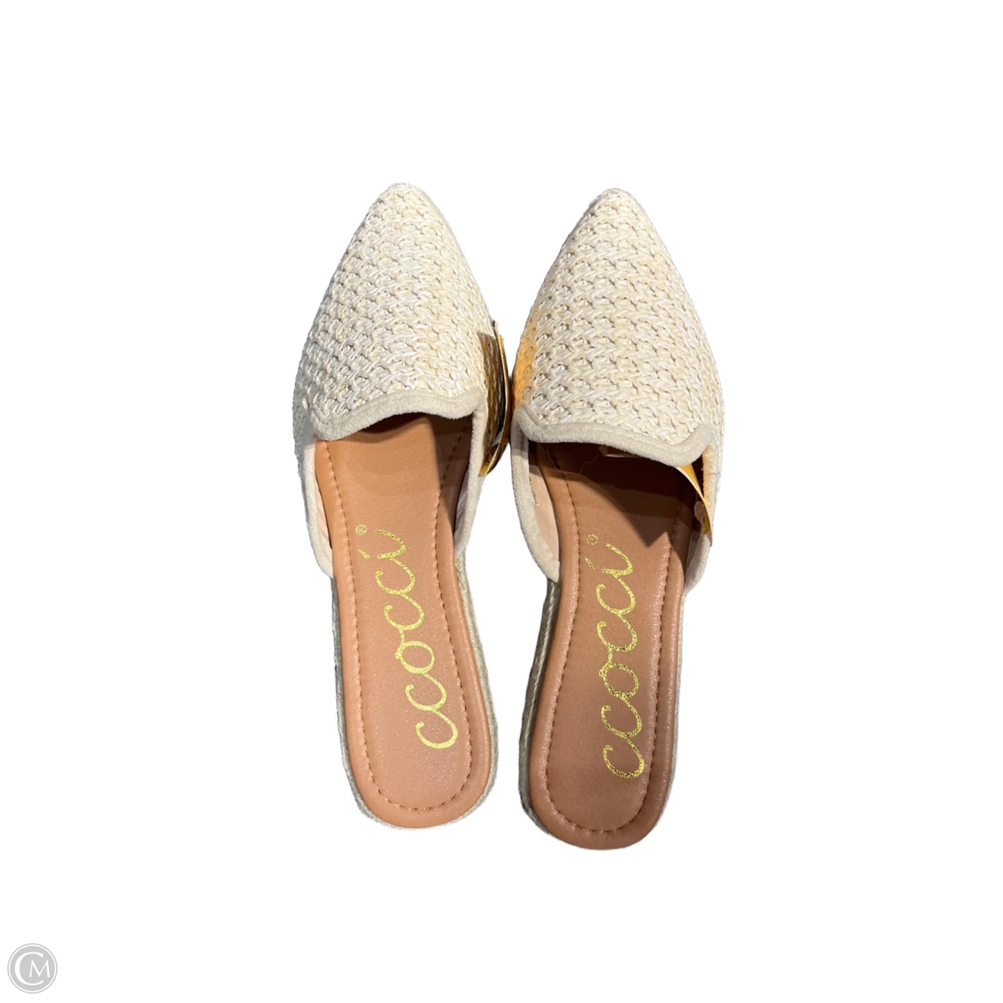 Shoes Flats By Cma In Cream, Size: 6