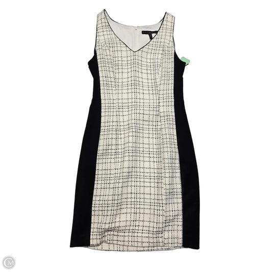 Dress Casual Short By White House Black Market In Black & White, Size: Xs