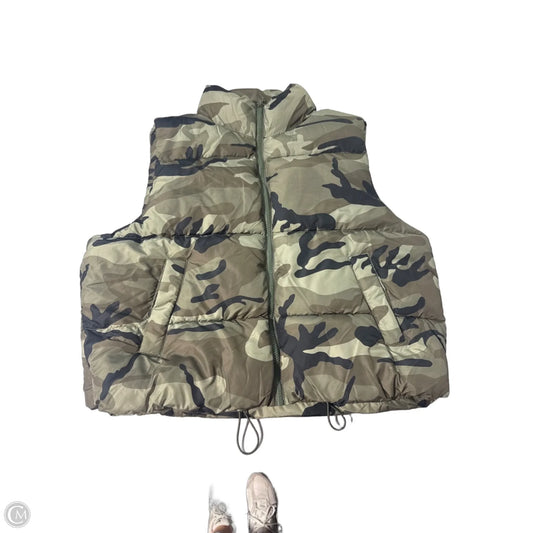 Vest Puffer & Quilted By No Boundaries In Camouflage Print, Size: L